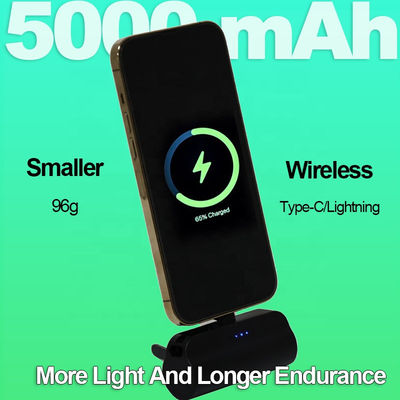 شحن سريع فائق الخفيفة المحمول 5000mAh بنك الطاقة 96g مع حامل مدمج